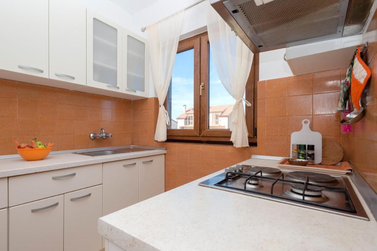 Apartments Draganic Елса Экстерьер фото